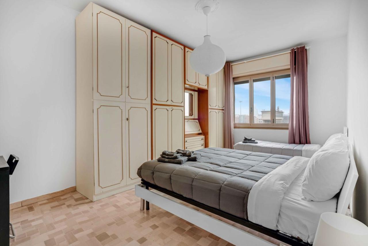 Cav9 - Large Apartment With Panoramic View - Milano Eksteriør billede