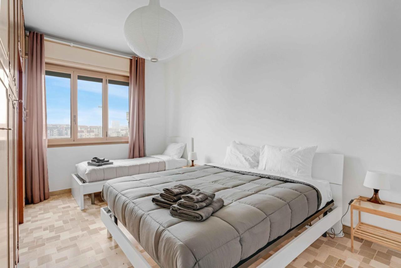 Cav9 - Large Apartment With Panoramic View - Milano Eksteriør billede