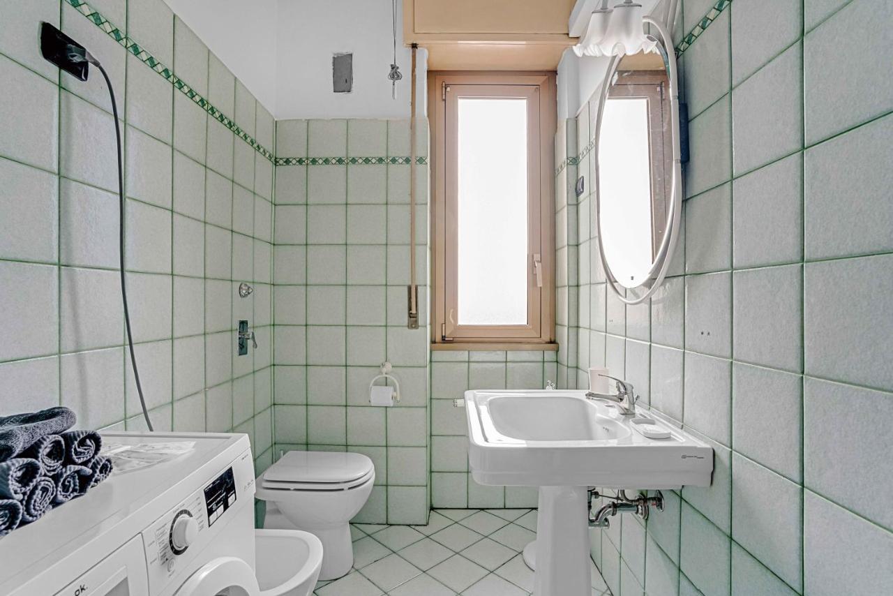 Cav9 - Large Apartment With Panoramic View - Milano Eksteriør billede